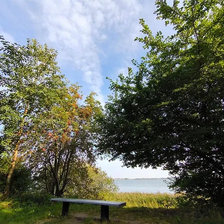 Haus Am Sund Mit Blick Auf Ruegen Stahlbrode