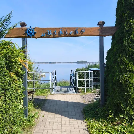 Haus Am Sund Mit Blick Auf Ruegen Casa de Férias Stahlbrode